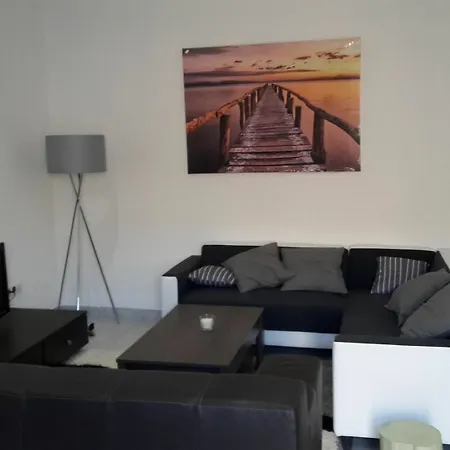 With 2 Bedrooms In Marseille, With Terrace And Wifi - 5 Km F Lejlighed